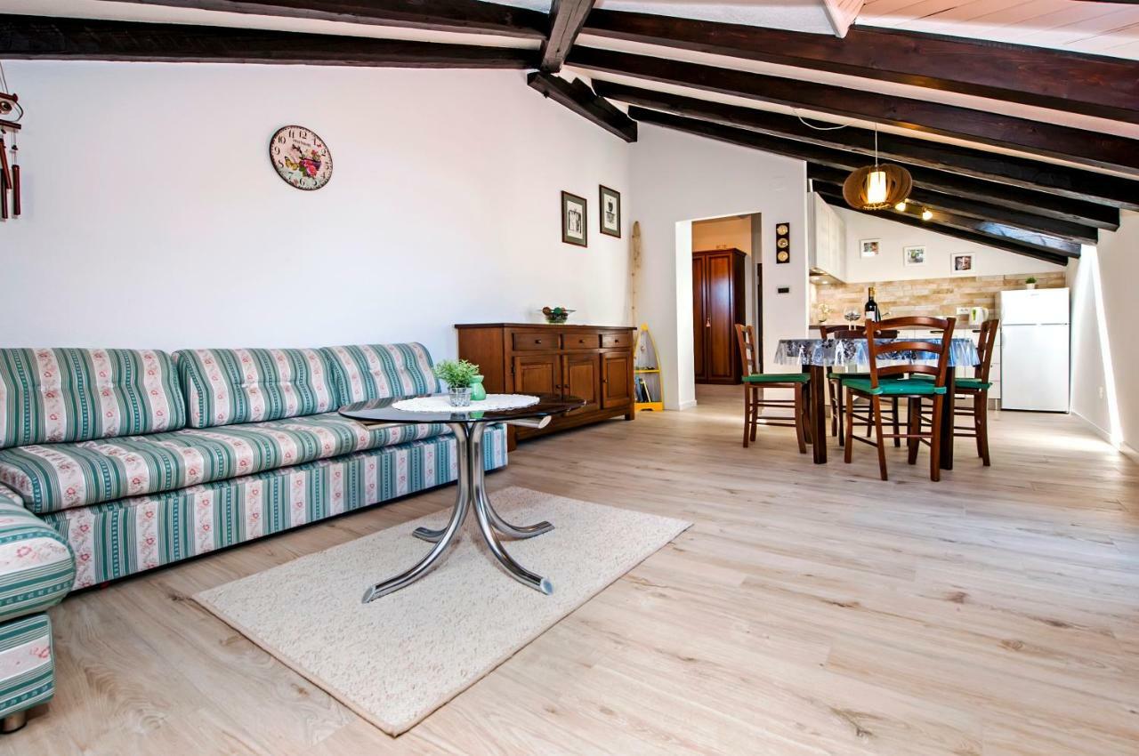 Rovigno Bella Sea View Apartment Exterior photo